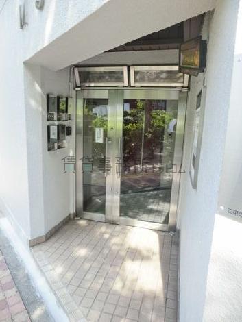 出入口回りの様子