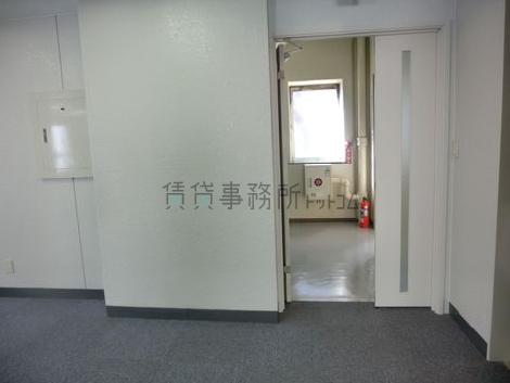 山の手ビル東館の廊下