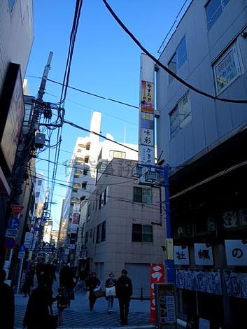 人通りはかなり多いです