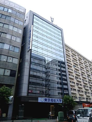 HI池袋ビルの外観写真