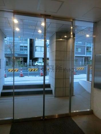 正面玄関