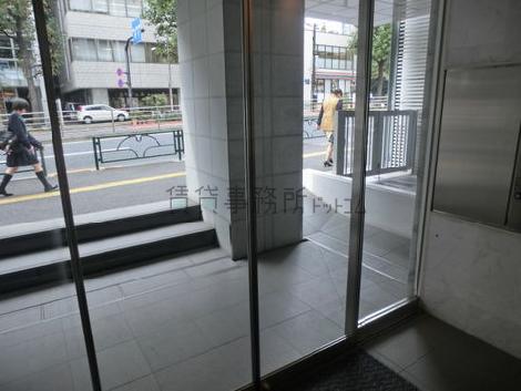 正面玄関