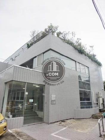 クラウンホームの外観写真