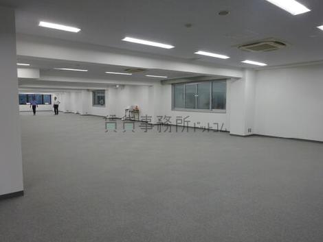 第二明宝ビルの室内