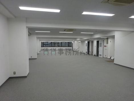第二明宝ビルの室内