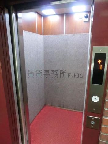 エレベーター