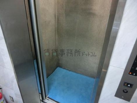 エレベーター