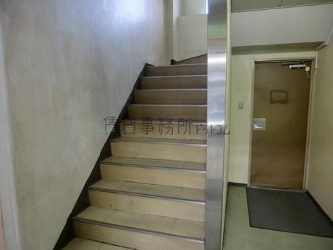 内階段です