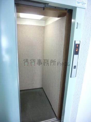 エレベーター
