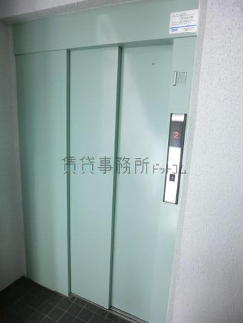 エレベーター
