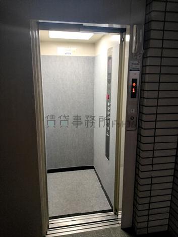 エレベーター