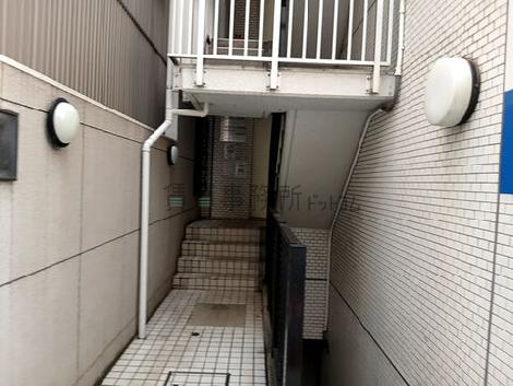 正面玄関