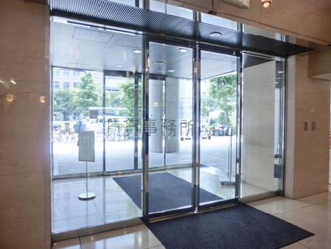 見透しの良いガラス扉