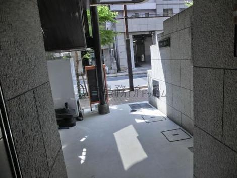 正面玄関