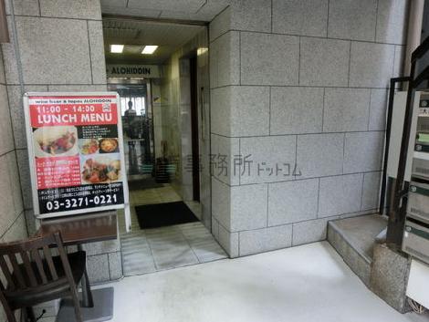 正面玄関