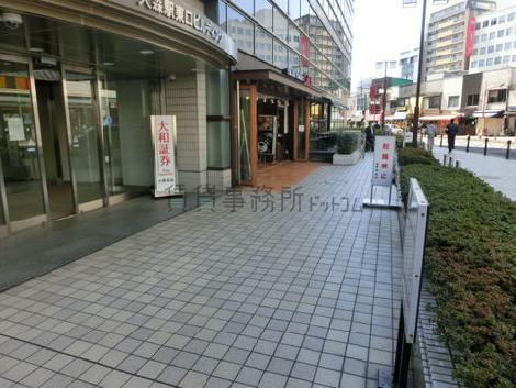 正面玄関