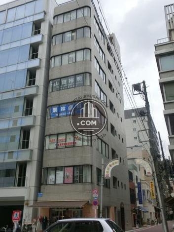UMビルの外観写真