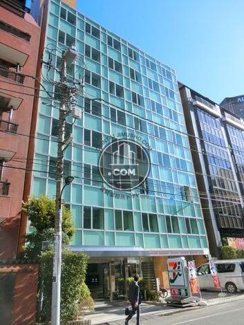ファースト岡田ビルの外観写真