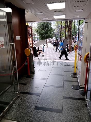正面玄関