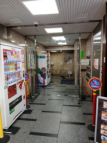 正面玄関