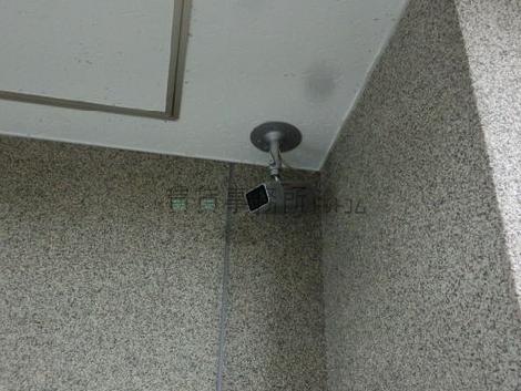防犯カメラを設置