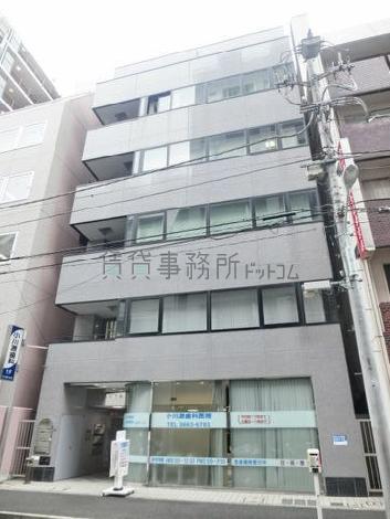 幅広いガラス面