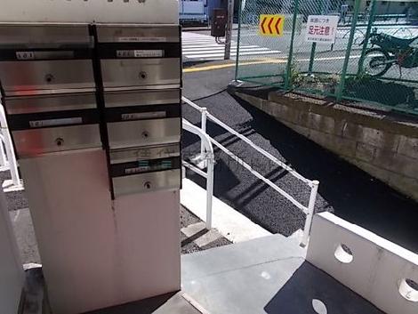 正面玄関