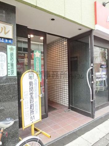 正面玄関