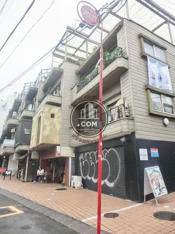 シャンブル15の外観写真