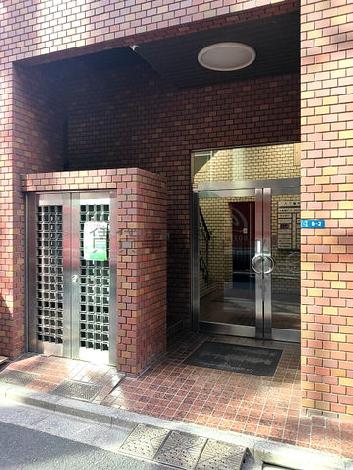 正面玄関