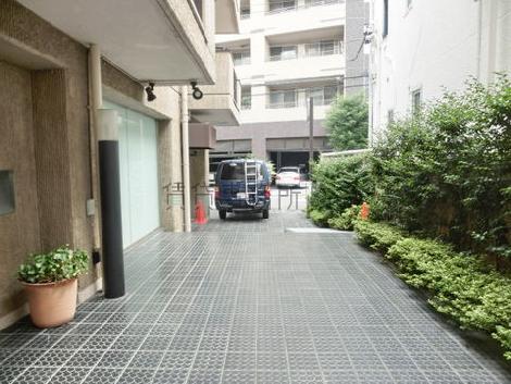 正面玄関