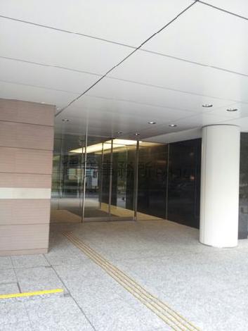 正面玄関