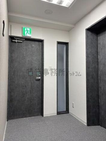 フレックス三軒茶屋の廊下