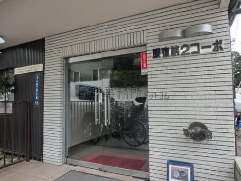 正面玄関