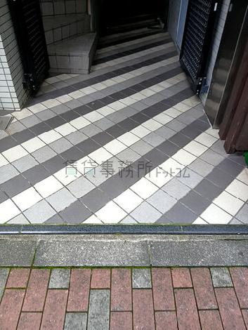 正面玄関