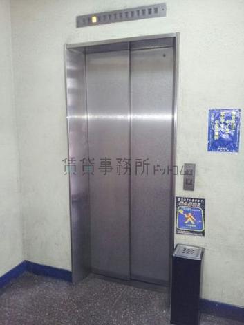 エレベーター
