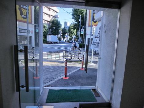 正面玄関