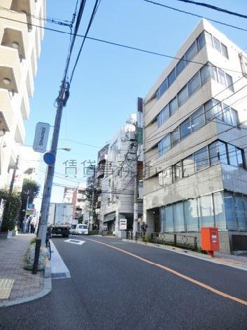 傾斜面沿いに望めます