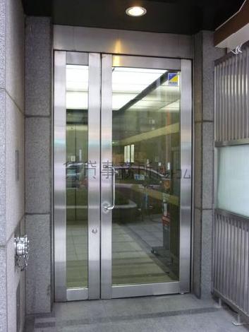 正面玄関