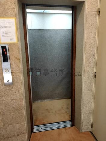 エレベーター