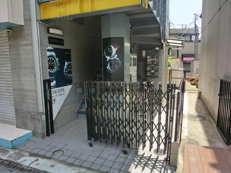 正面玄関