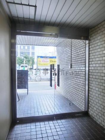 正面玄関