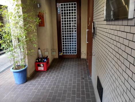 正面玄関