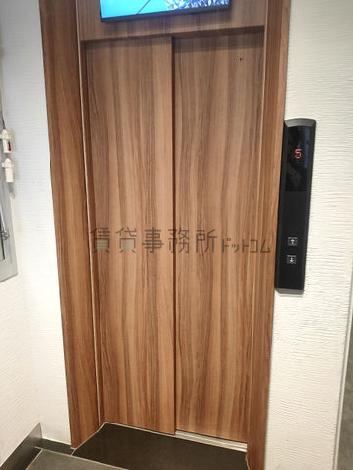 エレベーター