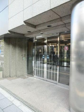 正面玄関