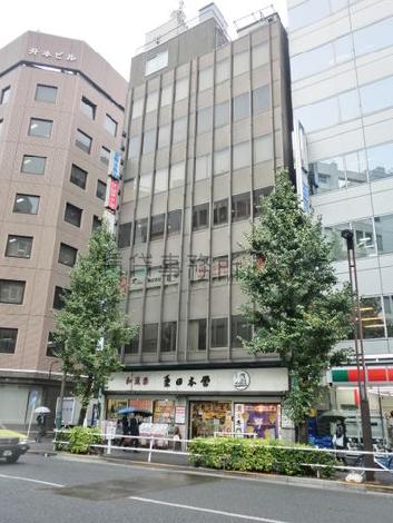 1階にも店舗スペースがあります