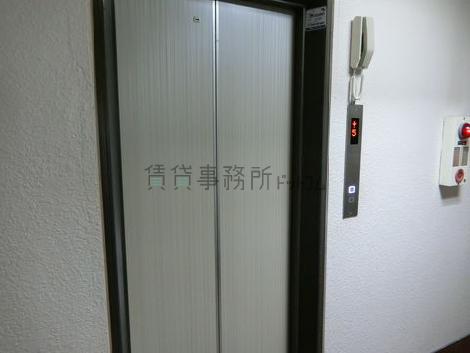 エレベーター