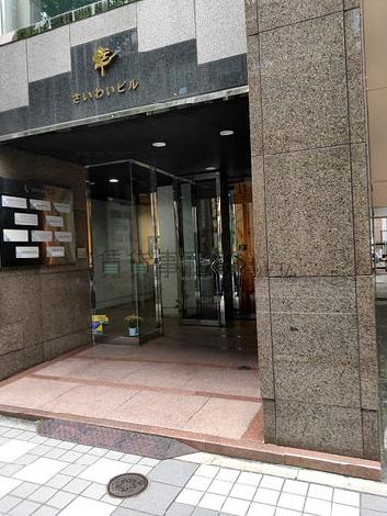 正面玄関
