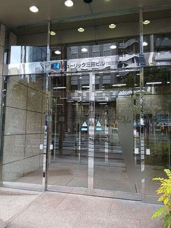 正面玄関