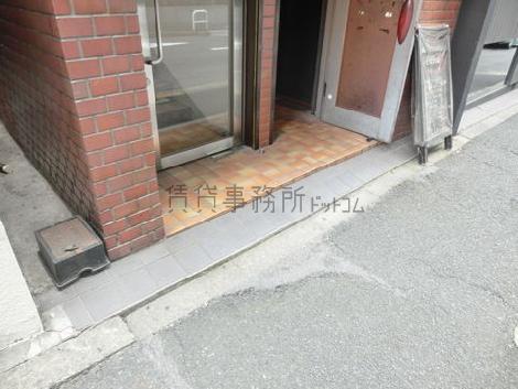 正面玄関